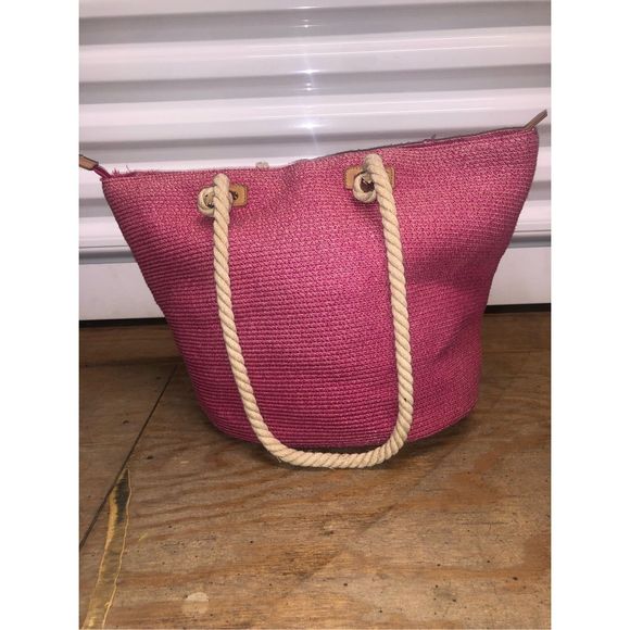 Threads - Saks Fifth Avenue, HUGE Pink Woven Rope Beach Bag - Picture 1 of 10